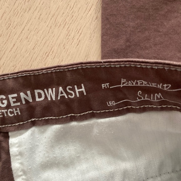 Like New Eddie Bauer Mauvish Brown Legend Wash Chino Pants size 12 - Picture 4 of 9